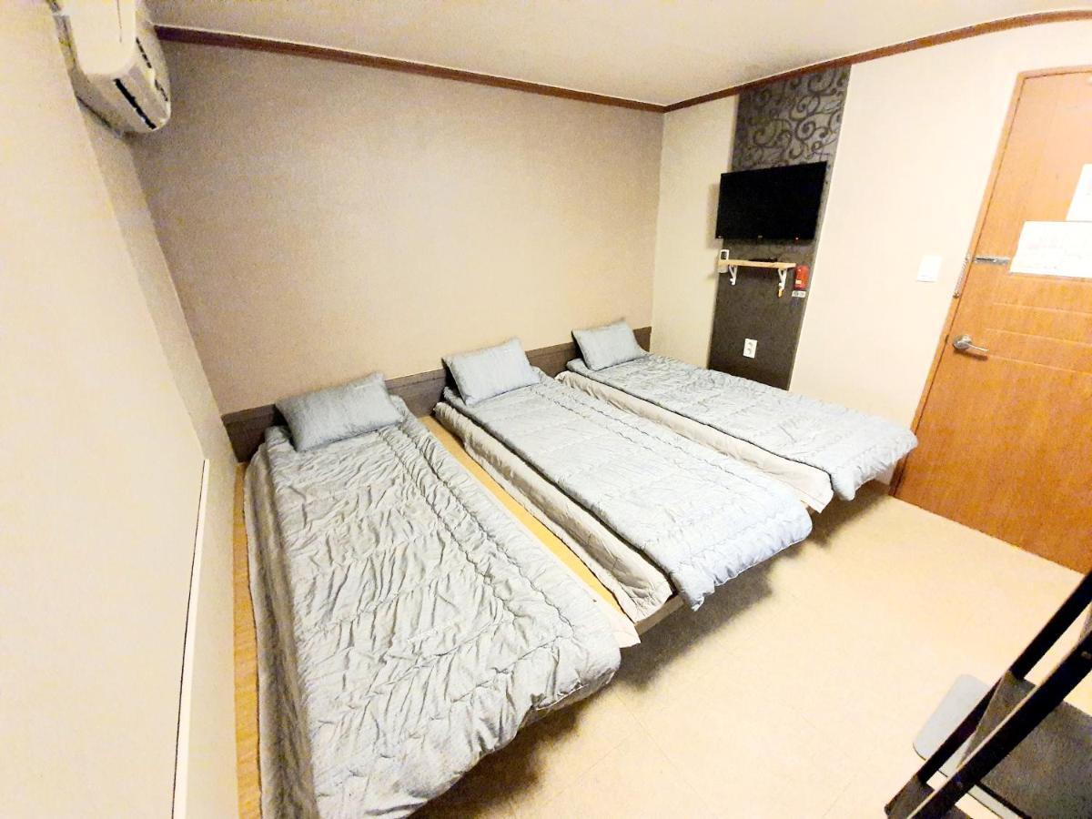Twin Panda Guesthouse Seul Esterno foto