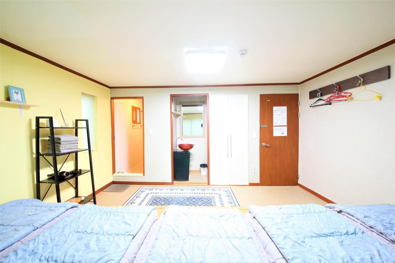 Twin Panda Guesthouse Seul Esterno foto