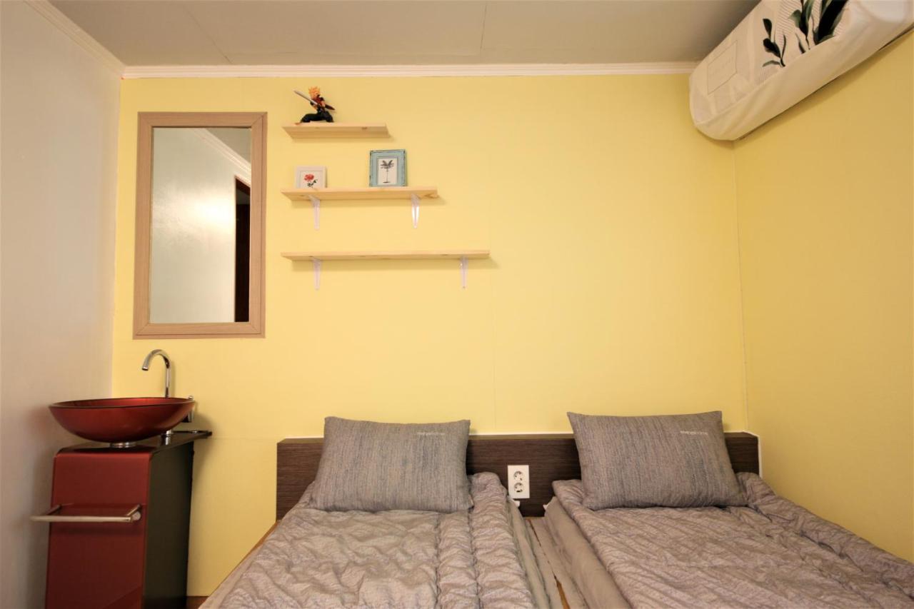 Twin Panda Guesthouse Seul Esterno foto